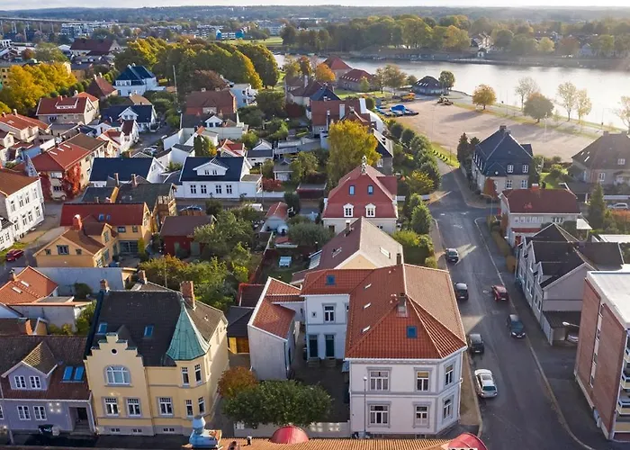 Apartamento Large, Quiet And Centrally Located Fredrikstad