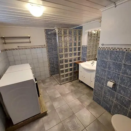 Large, Quiet And Centrally Located