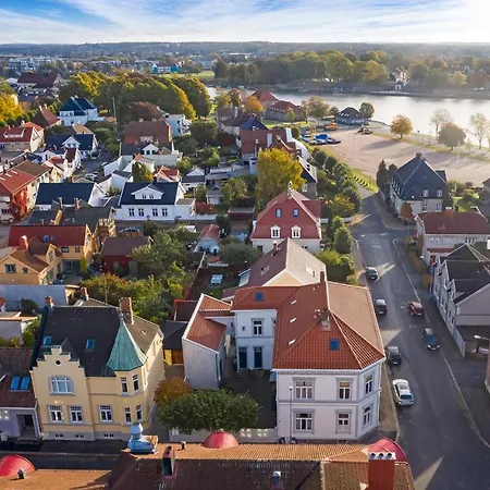 Apartman Large, Quiet And Centrally Located Fredrikstad